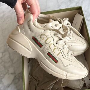 Gucci girls Beige Sneakers with Logo Detail